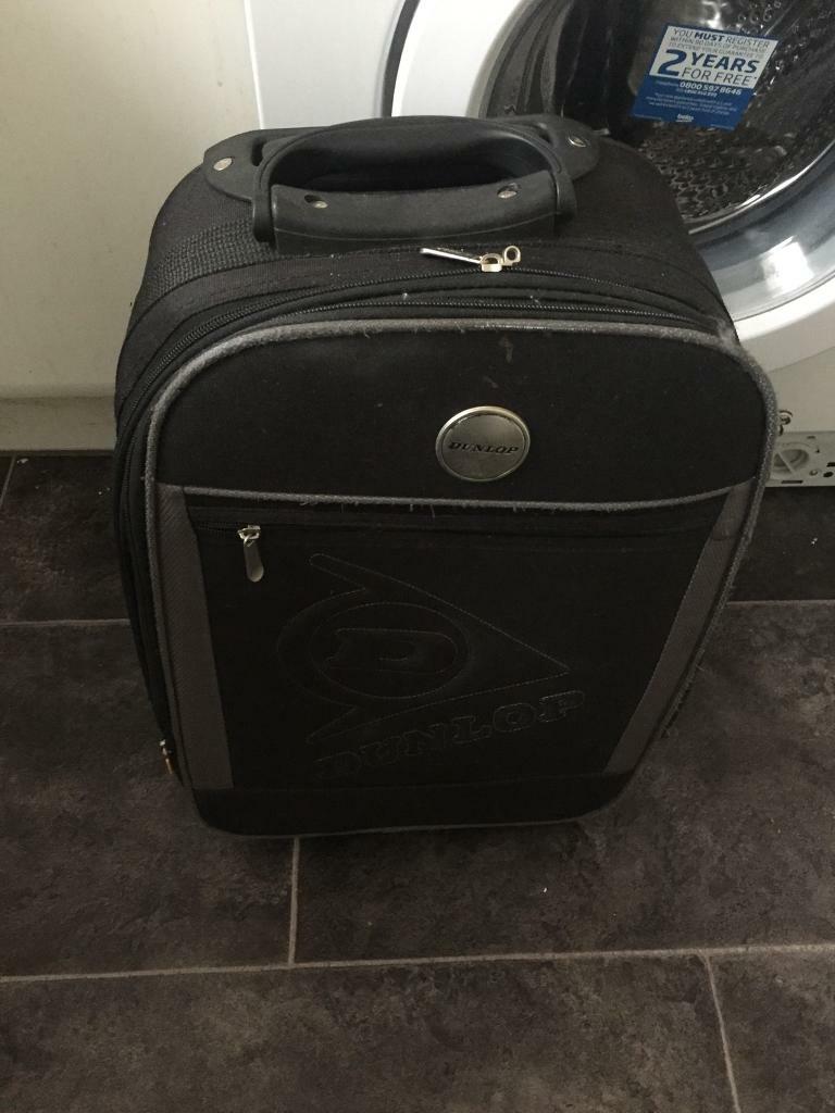 suitcase size 55x40x20